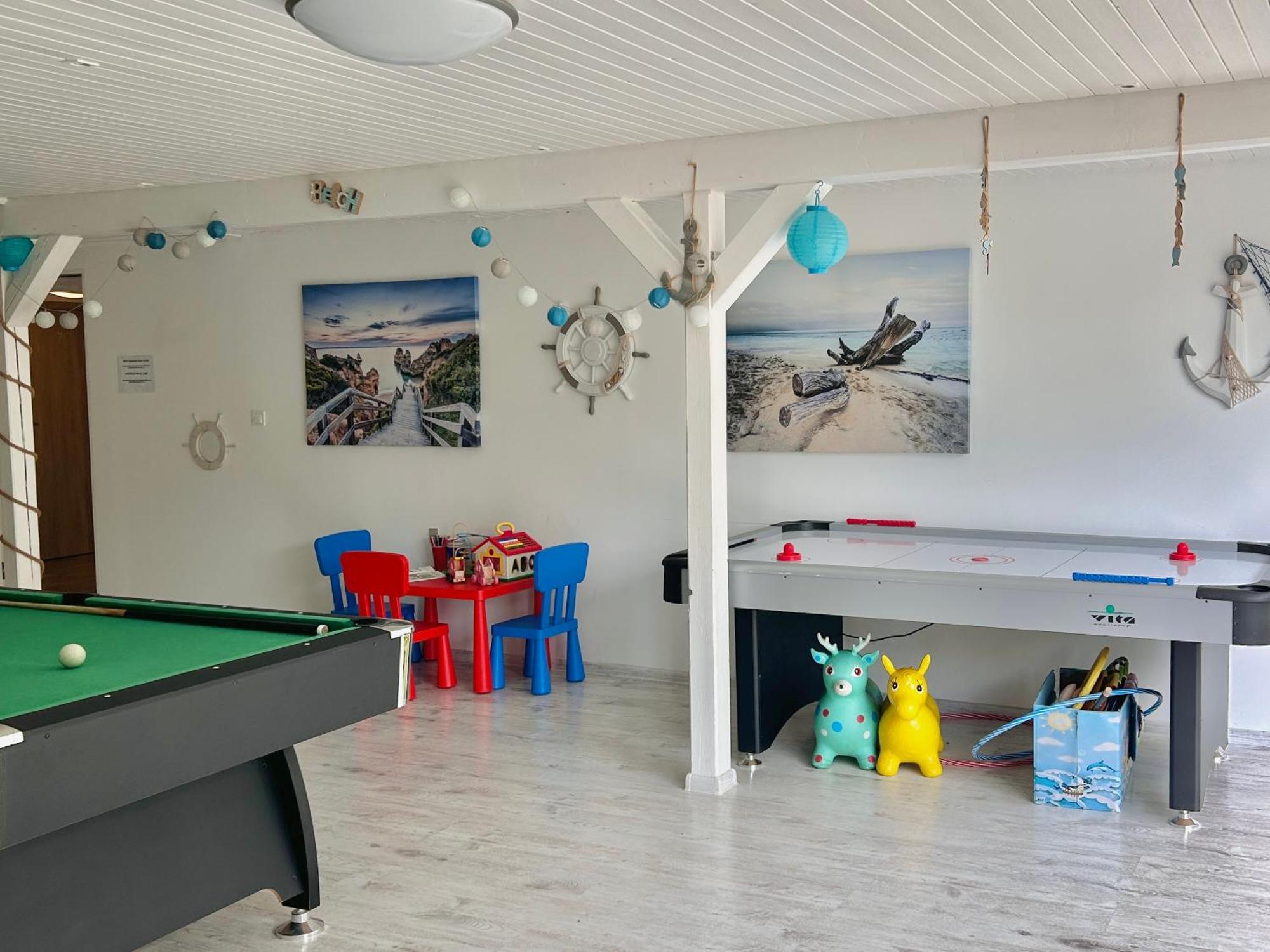 Apartamenty Molle Åkirkeby Buitenkant foto
