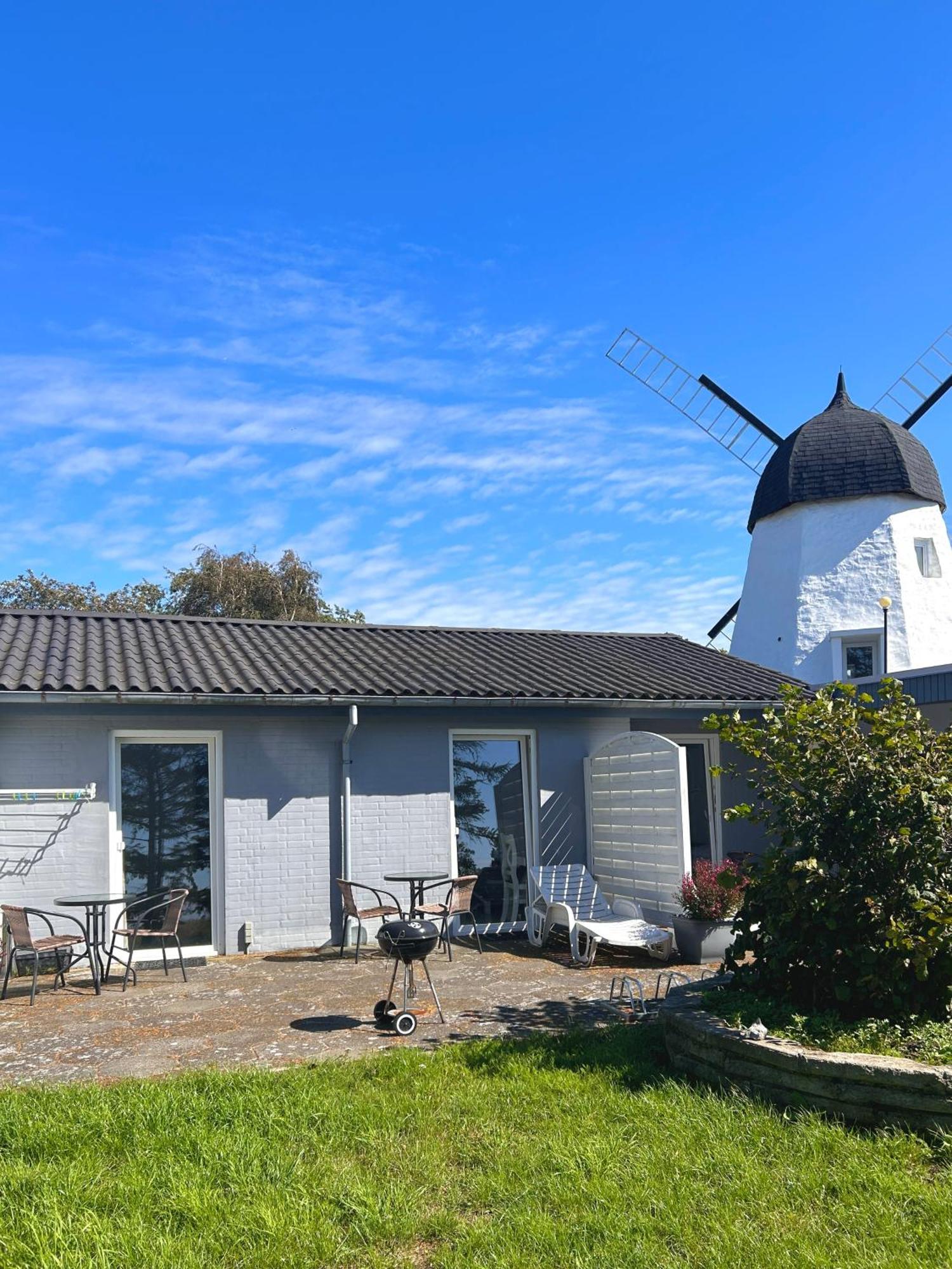 Apartamenty Molle Åkirkeby Buitenkant foto
